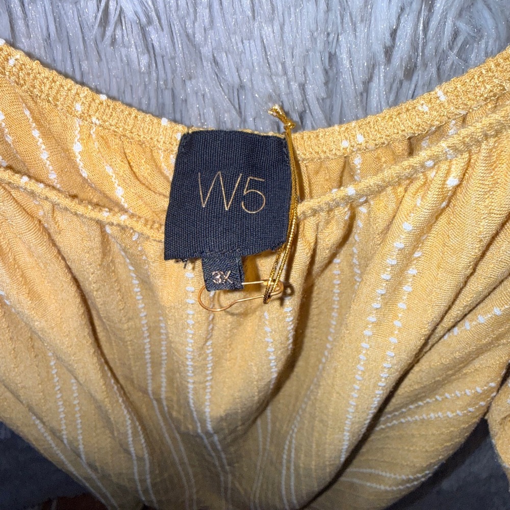 W5 Yellow Striped Off Shoulder Flutter Sleeve Mini Dress 3X - Picture 2 of 3
